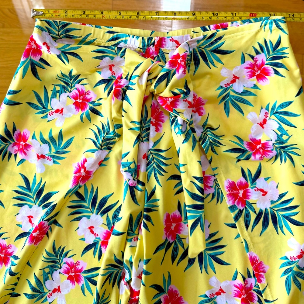 Lands' End Yellow and Pink Sarong pants